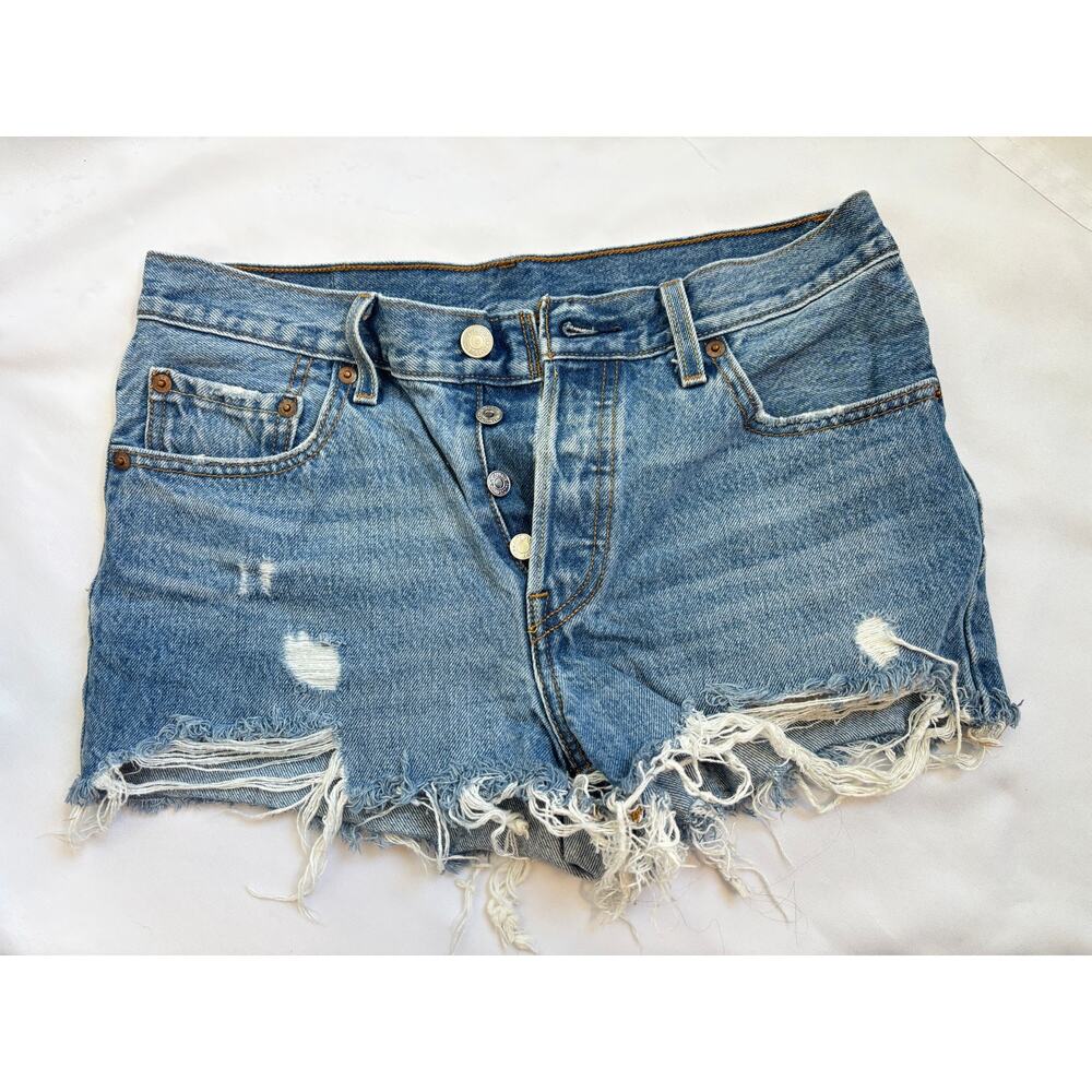 Levi’s 501 Distressed Cutoff Denim Shorts Frayed Button Fly W27